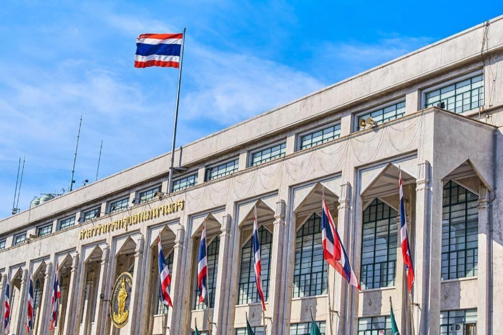 Alameda Suites Hotel Bangkok Exterior foto